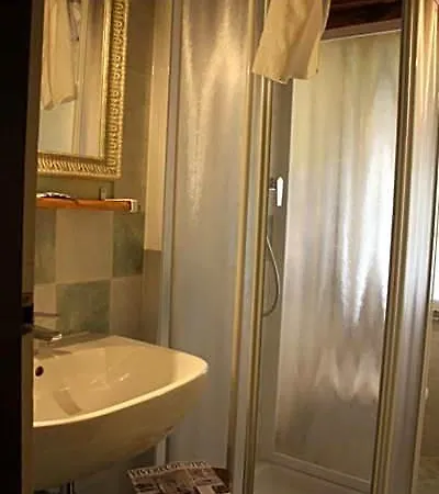 La Loggia Πανσιόν 3*
